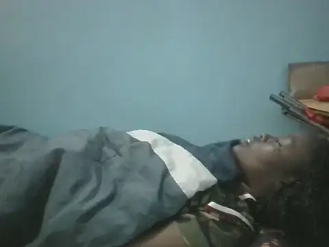 Chatroom XXX en direct de Eminent_Ride