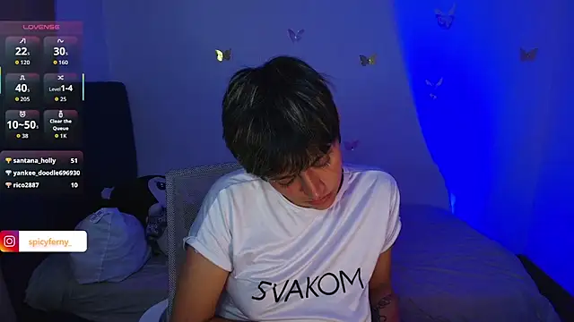 spicyferny élő XXX-chatje