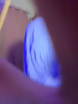 EmillieX live XXX chat