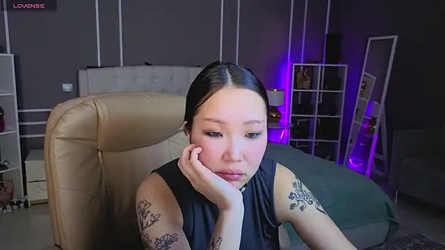 ElinaMotion: απευθείας συνομιλία ΧΧΧ