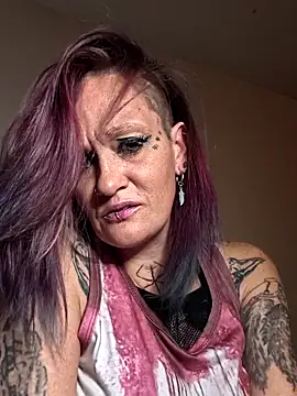 renegade_vyxxen Live XXX Chat