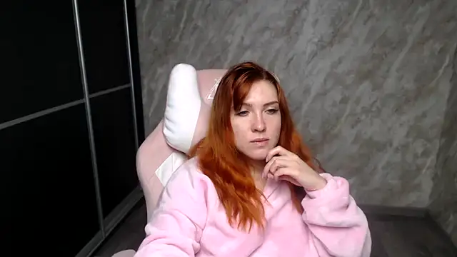 Reginasmilee Chat XXX live