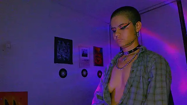 alex_one888: απευθείας συνομιλία ΧΧΧ