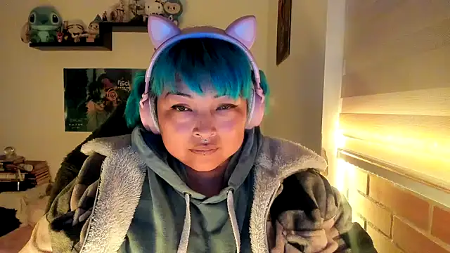 Онлайн чат XXX Shaddycute_