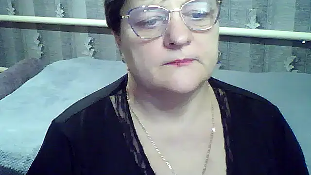 ElzaJewel: онлайн-секс-чат