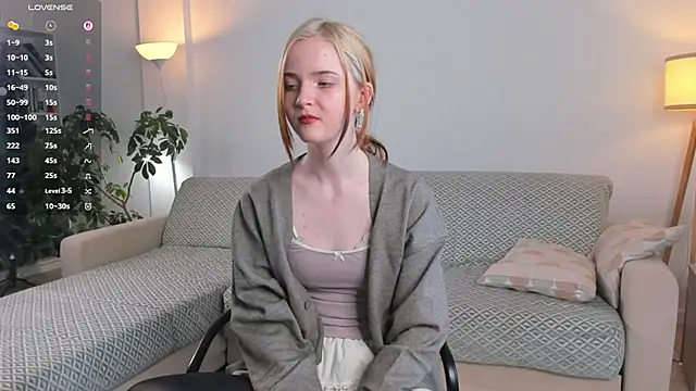 LishaSeirer's Live XXX Chat