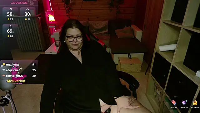 Lola-squirt's Live XXX Chat