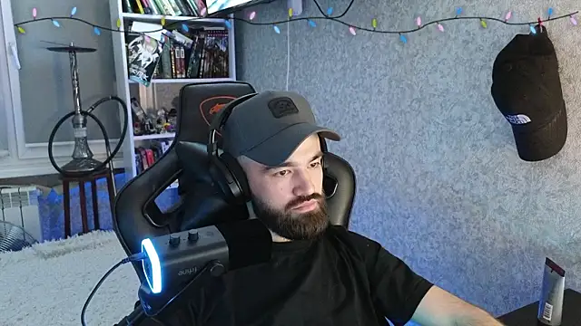 _Mostly_ – Kamerová šou