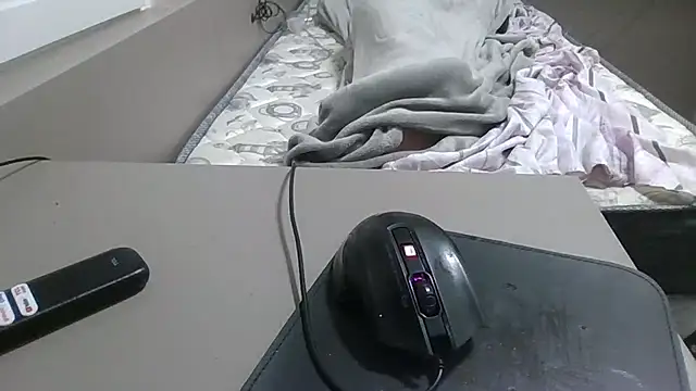 Chat XXX en directo de JUNINHOLEKEJR