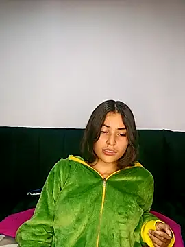 hotwife26 现场XXX聊天