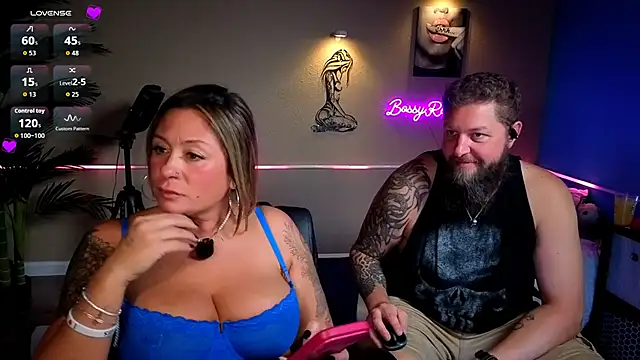 bossyroxy84's Live XXX Chat