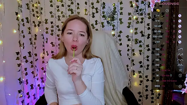 Evaa_Grey 现场XXX聊天