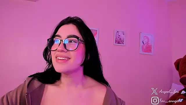 Онлайн чат XXX angeel_fox