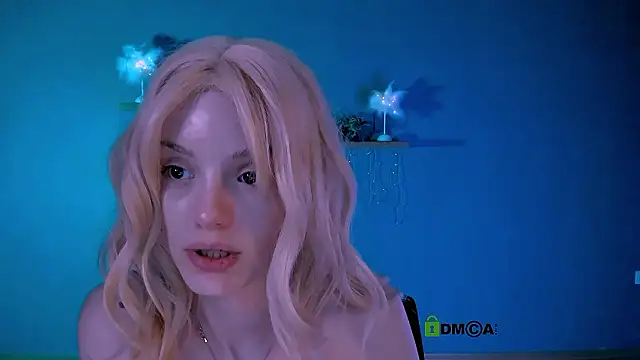 Онлайн чат XXX mia_starrr_