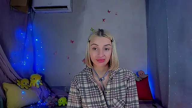 YourLizzyDoll Chat XXX in diretta