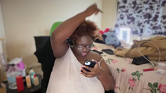 دردشة -Yagurlwest الجنسية المباشرة