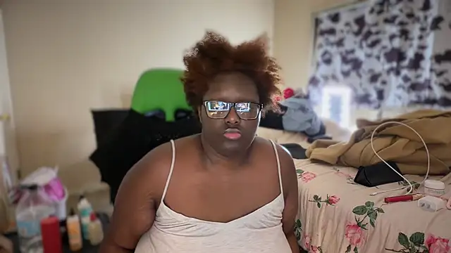 Chatroom XXX en direct de -Yagurlwest