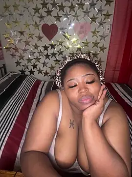 Chat XXX en directo de Chocolatebunnyxx96