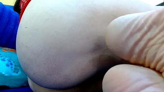 thebesthairypussy2 live XXX chat