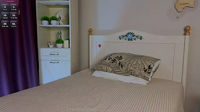 XXX chat uživo modela EnaFabiano