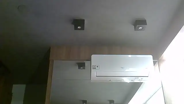 SkinnyKitten Chat XXX live