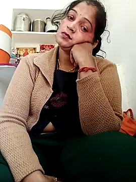 Mohni_love Webcam Show