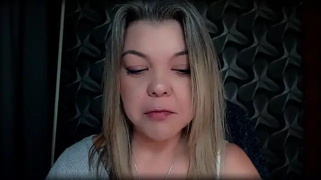 Chat +18 de TheDomme ao vivo