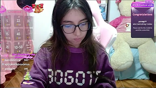 Czat XXX na żywo – Maggie_Fox3