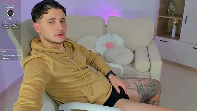 Chat XXX en directo de Massimo_Fiore