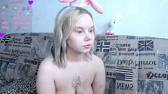 girlllsooft Live XXX Chat