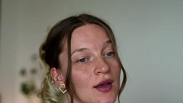 Special___n Live XXX chat