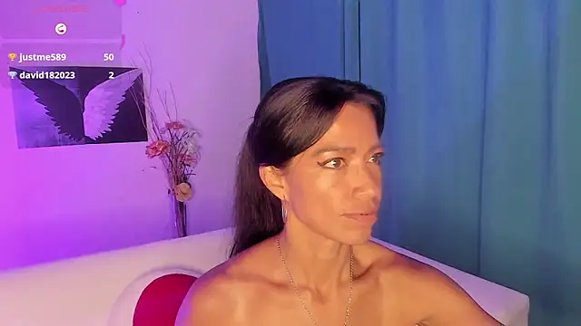 XXX chat uživo modela FernandaEloisa