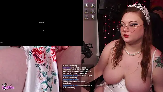 evamila Chat XXX in diretta