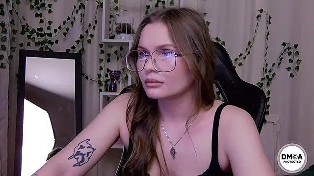 Kate_mermaid Adlı Modelin Canlı XXX Sohbeti