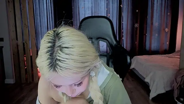 RileyMee's Live XXX Chat