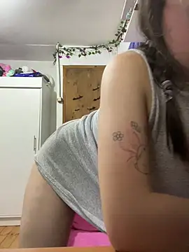 indiegirl666n Live XXX chat