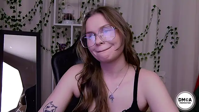 Chat +18 de Kate_mermaid ao vivo