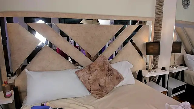 ximena_vasquez8 Live XXX Chat