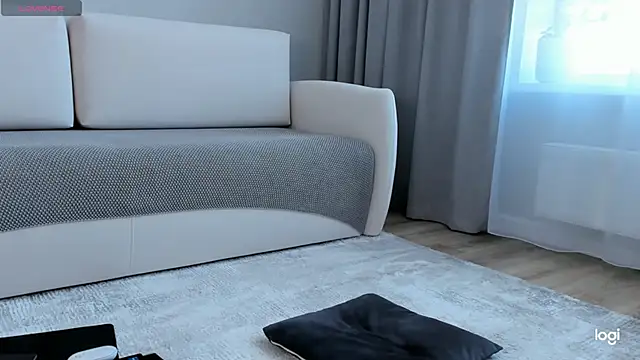 AmelinaLove Adlı Modelin Canlı XXX Sohbeti