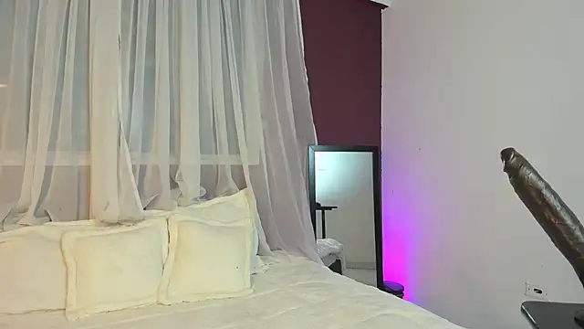 Nicole_Brown1126 Live XXX-chat