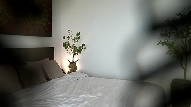 Special___ Adlı Modelin Canlı XXX Sohbeti