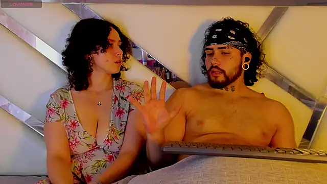 Chat XXX en directo de Benny_and_Mark