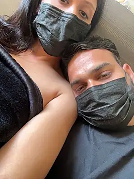 indianshycouple's Live XXX Chat