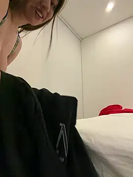 roouse live XXX chat