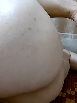 Wetpussymomx 在線直播表演