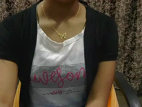 Chatroom XXX en direct de Adorable_Ayesha