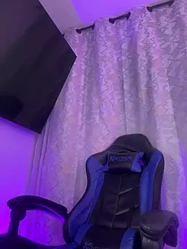 Samantha_Bernardo 现场XXX聊天