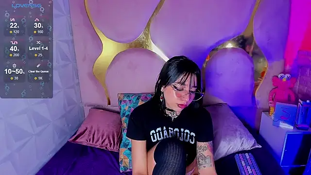 NaniiSisy Webcam show