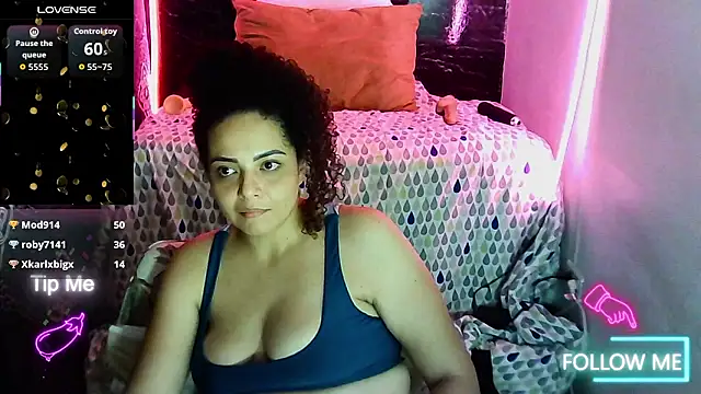 Chatroom XXX en direct de _naughty_milf