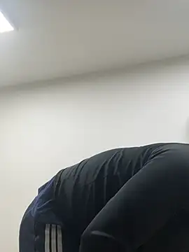 Manu0586 Live XXX-Chat